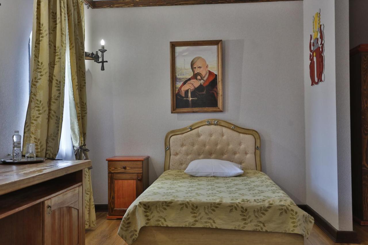 Hatne Hotel Fortetsya Hetmana מראה חיצוני תמונה