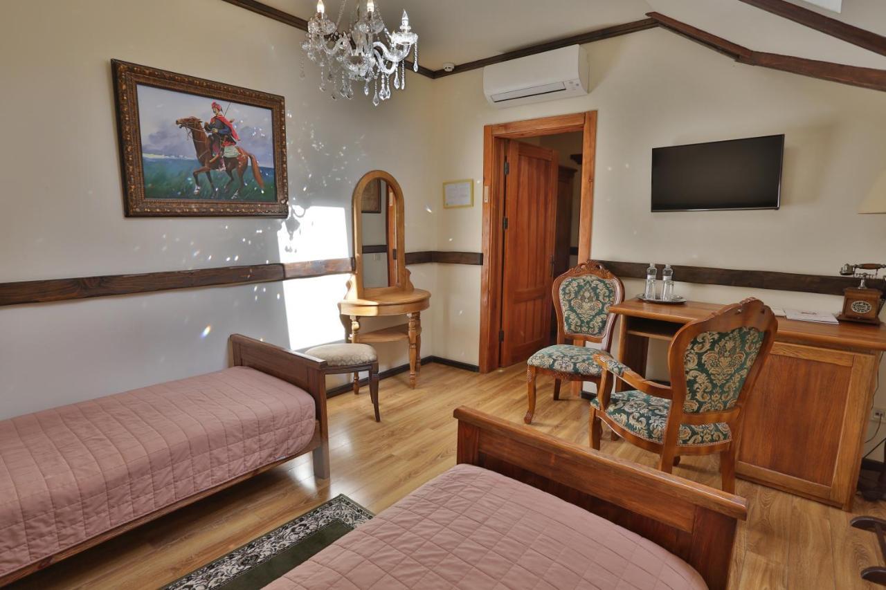 Hatne Hotel Fortetsya Hetmana מראה חיצוני תמונה