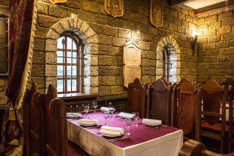 Hatne Hotel Fortetsya Hetmana מראה חיצוני תמונה